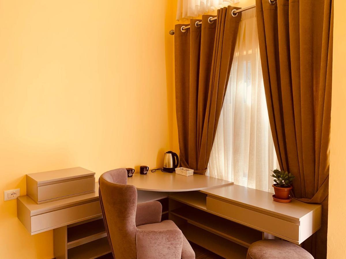 Auto Tana Guest House Tirana Zewnętrze zdjęcie