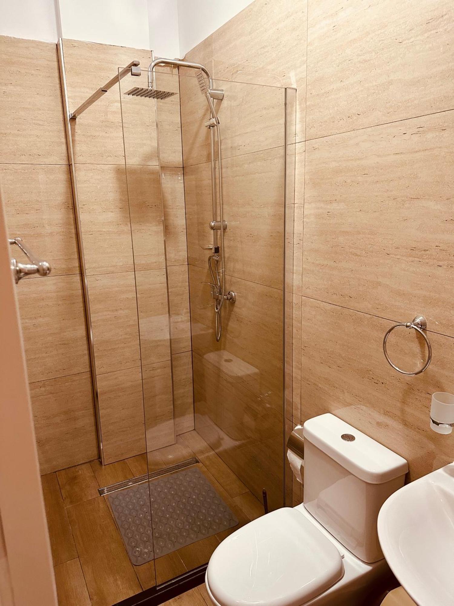 Auto Tana Guest House Tirana Zewnętrze zdjęcie